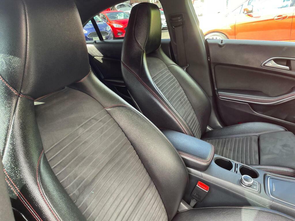 Mercedes-Benz CLA Class 2.1 Cla 200 D Sport 134 Bhp Blue #11