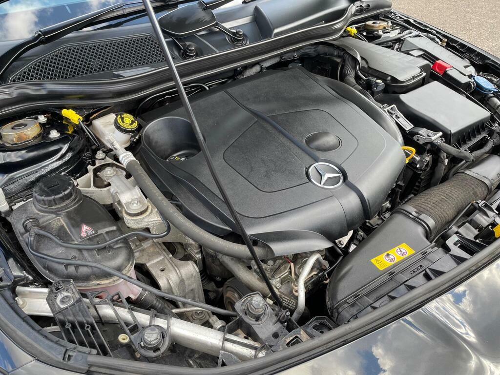 Mercedes-Benz CLA Class 2.1 Cla 200 D Sport 134 Bhp Blue #38