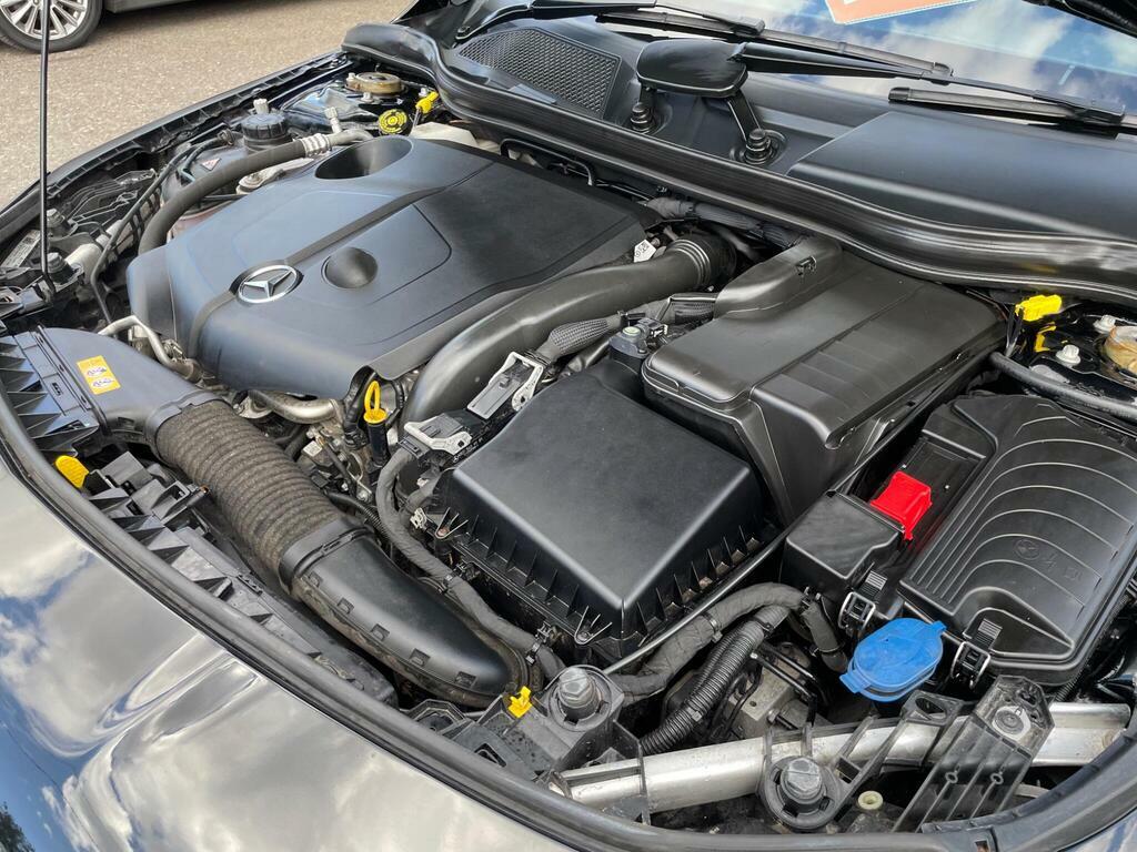 Mercedes-Benz CLA Class 2.1 Cla 200 D Sport 134 Bhp Blue #40
