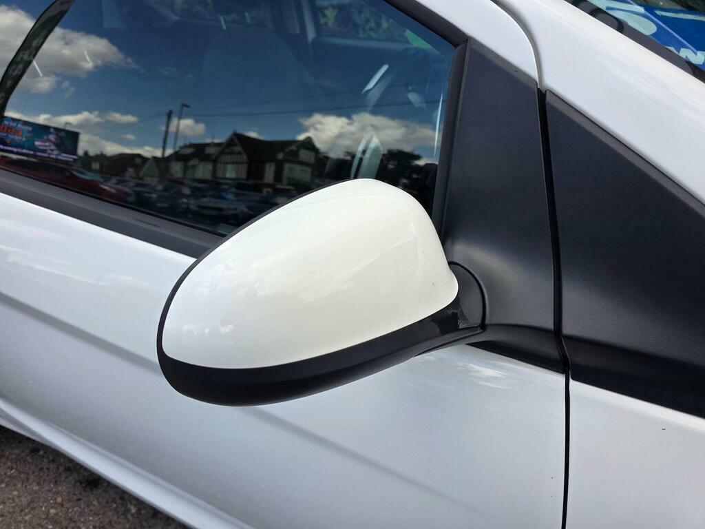 Ford KA 1.2 Zetec Euro 5 S S White #5