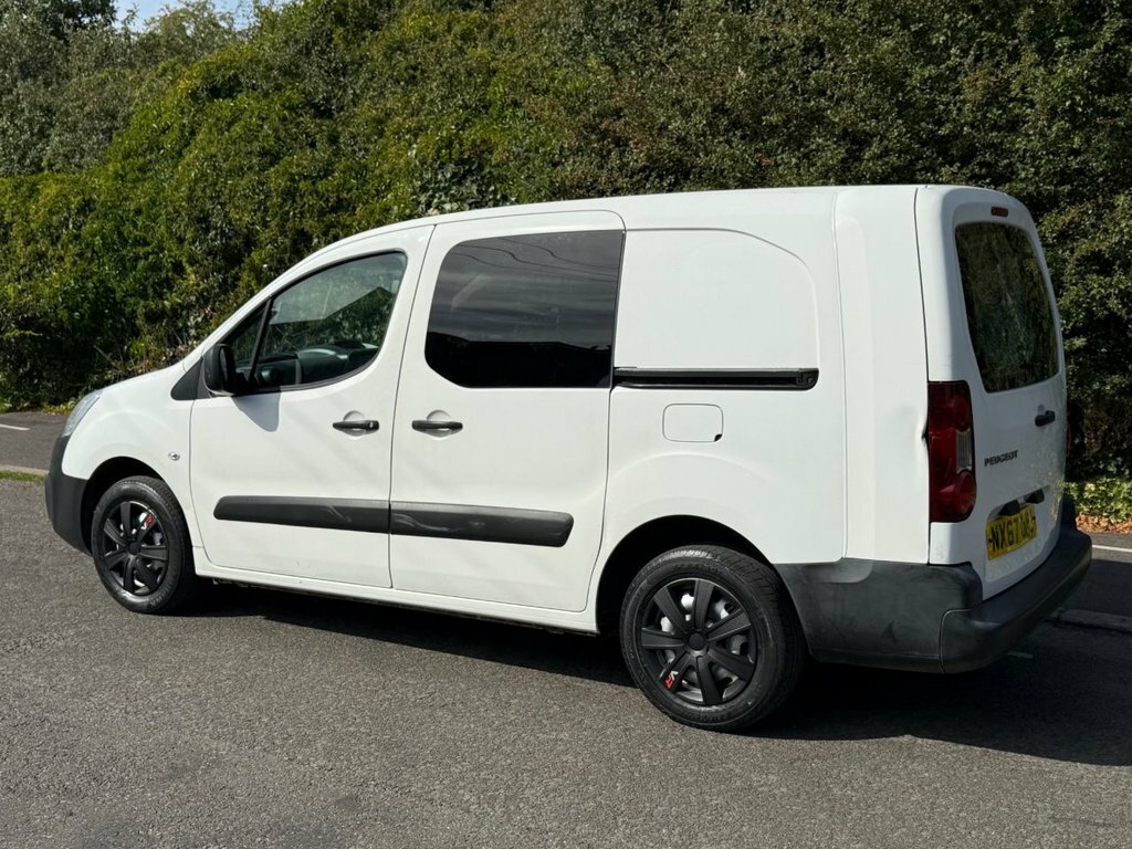 Peugeot Partner 1.6L S 6Dr White #6