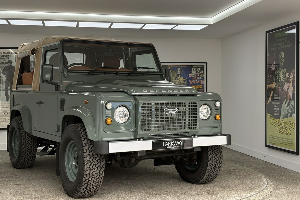 Land Rover Defender 90 2.2 Heritage S Top Green