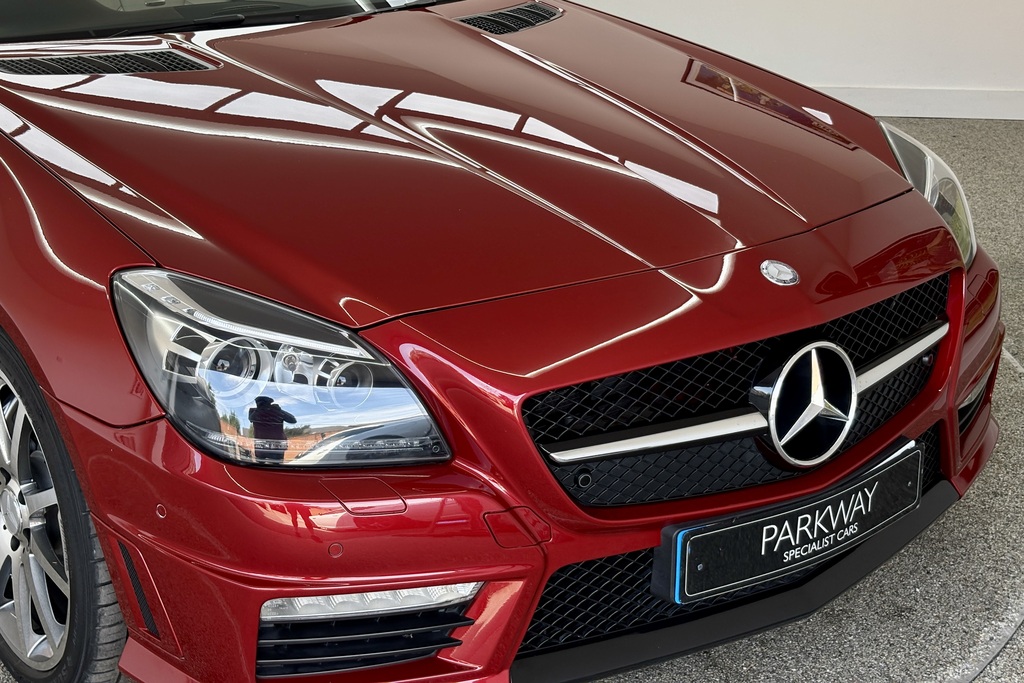 Mercedes-Benz SLK 5.5 V8 Amg Convertible Red