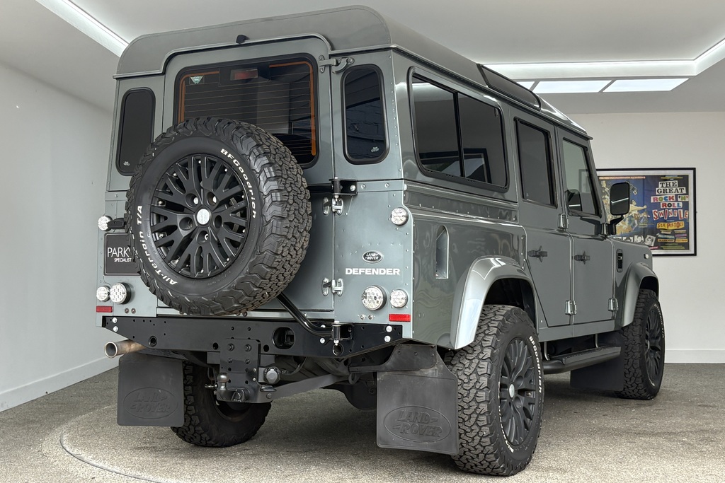 Land Rover Defender 110 2.2 Tdci Xs S W Grey #2