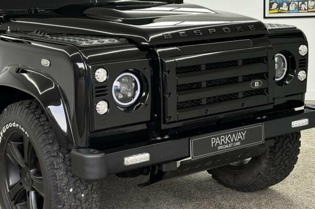 Land Rover Defender 110 2.2 Tdci Xs Utility Wagon 4Wd Mwb Euro 5 U465 Black #16