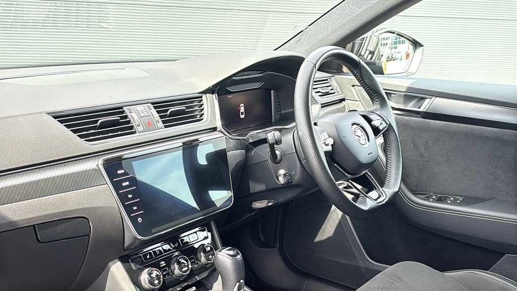 Skoda Superb 1.4 Tsi Iv Sport Line Plus Dsg 218 Ps Black #2