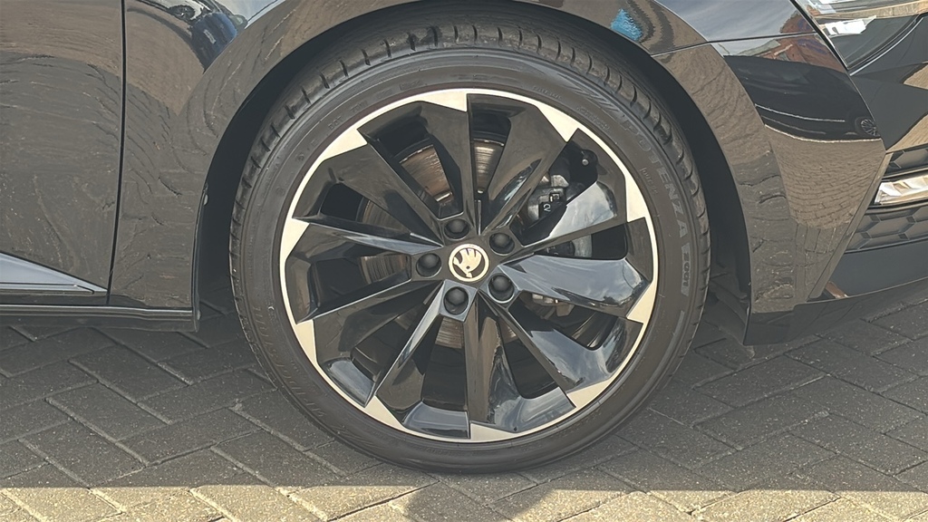 Skoda Superb 1.4 Tsi Iv Sport Line Plus Dsg 218 Ps Black #5