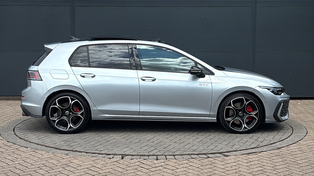 Volkswagen Golf 2.0 Tsi 265 Gti Dsg 265 Ps Silver #4