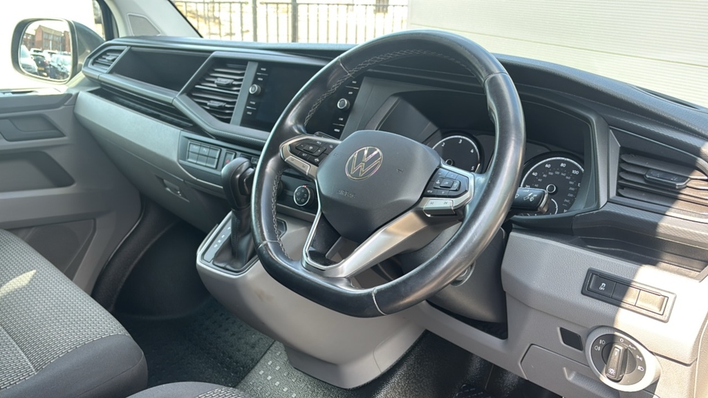 Volkswagen Transporter 2.0 Tdi 150 Highline Van Dsg 150 Ps Grey #6