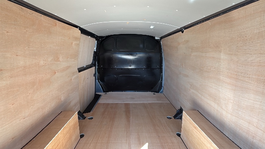 Volkswagen Transporter T28 Highline Tdi  #9