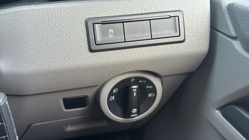 Volkswagen Transporter T28 Highline Tdi  #15