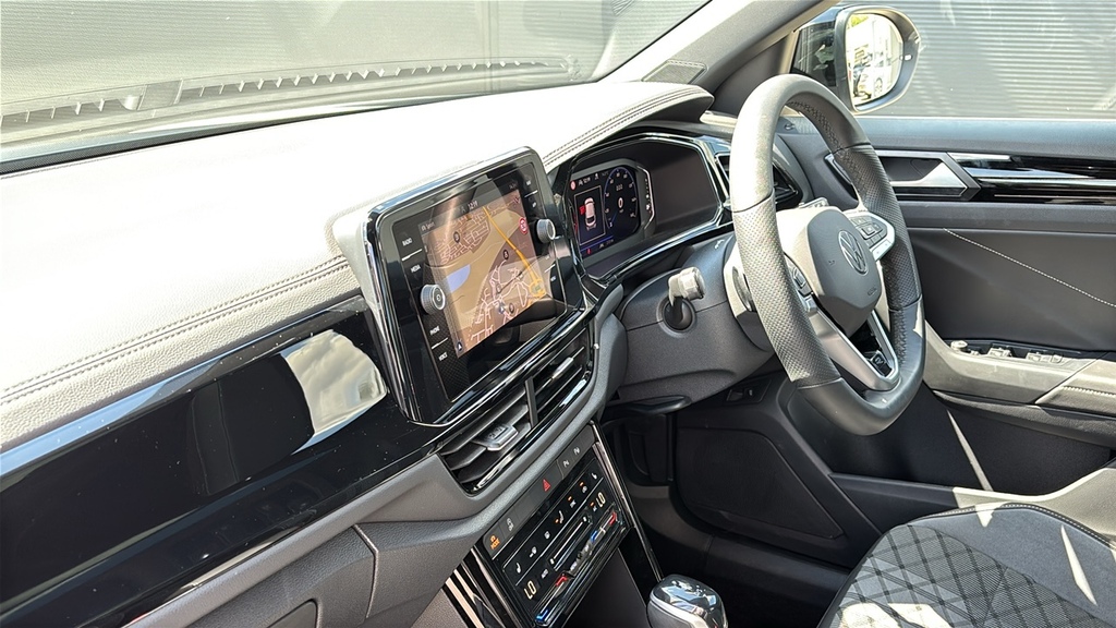 Volkswagen T-Roc 1.5 Tsi Black Edition Plus Dsg 150 Ps Grey #2