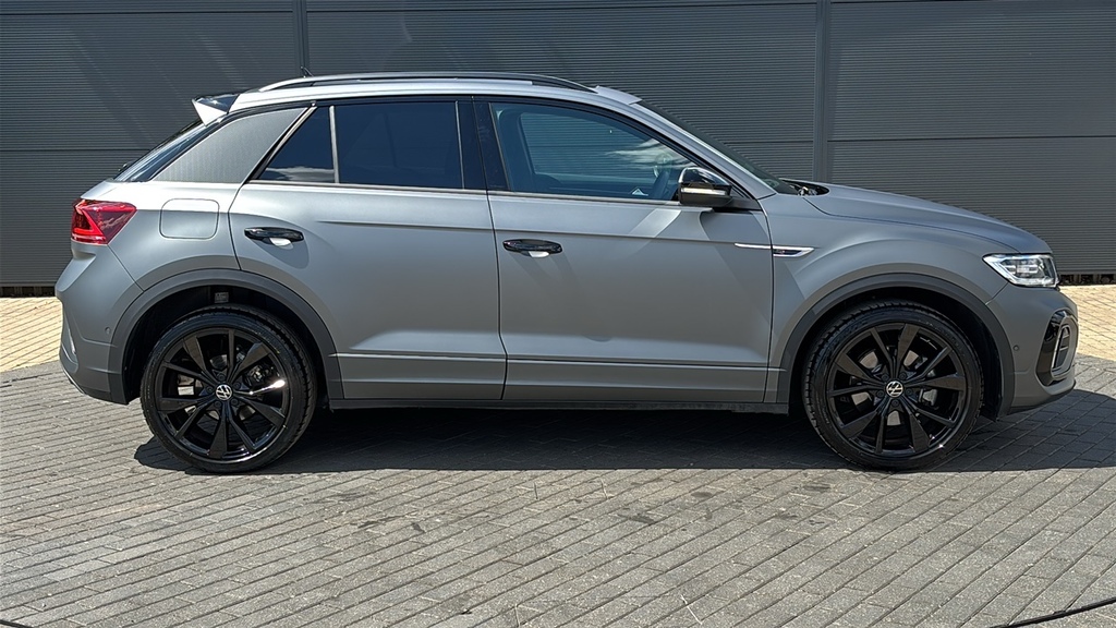Volkswagen T-Roc 1.5 Tsi Black Edition Plus Dsg 150 Ps Grey #4