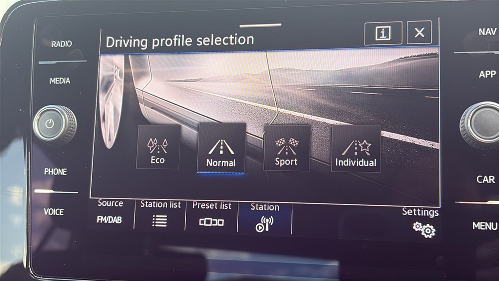 Volkswagen T-Roc 1.0 Tsi Style Black #25