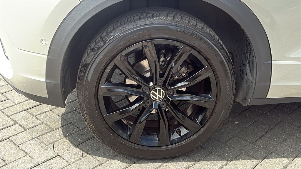 Volkswagen T-Roc 1.5 Tsi R-line Dsg 150 Ps Grey #5