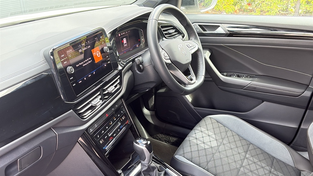 Volkswagen T-Roc 1.5 Tsi R-line Dsg 150 Ps Grey #2