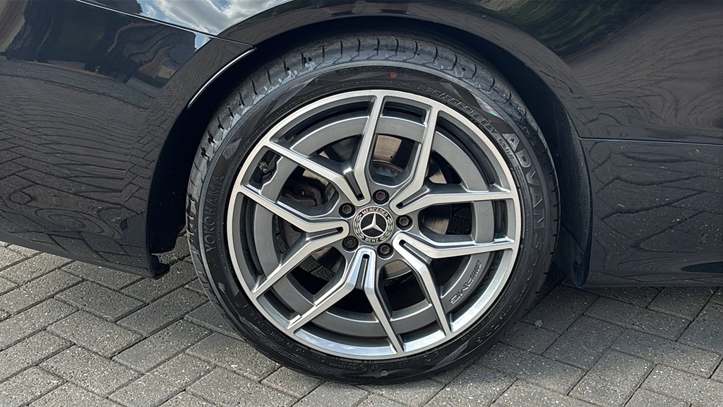 Mercedes-Benz E Class E220d Amg Line Premium 9G-tronic 194 Ps Black #5