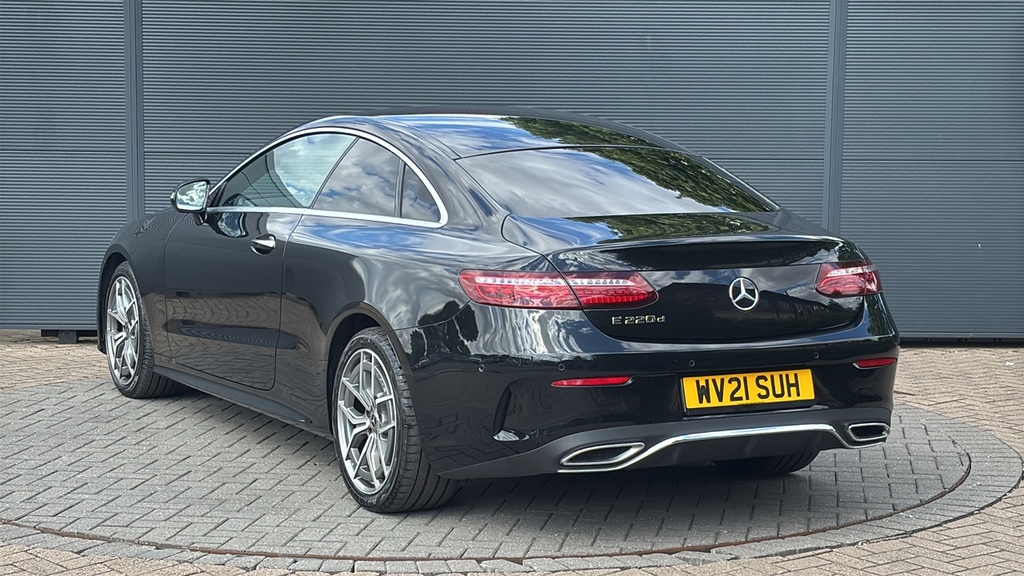 Mercedes-Benz E Class E220d Amg Line Premium 9G-tronic 194 Ps Black #3