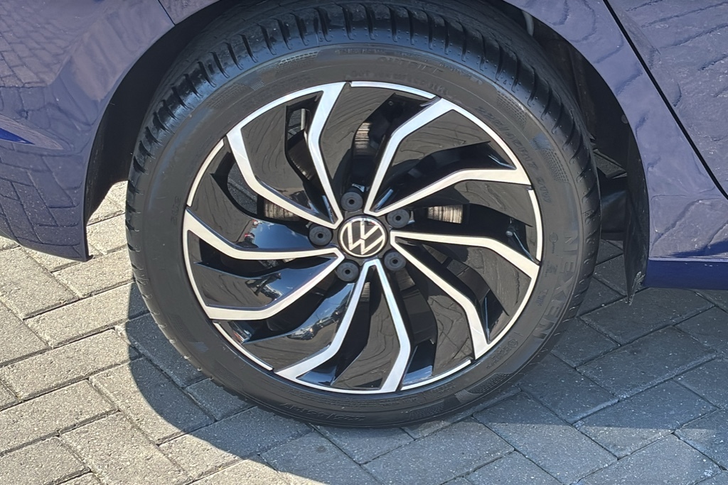 Volkswagen Golf 1.5 Tsi Style Edition 130 Ps Blue #5