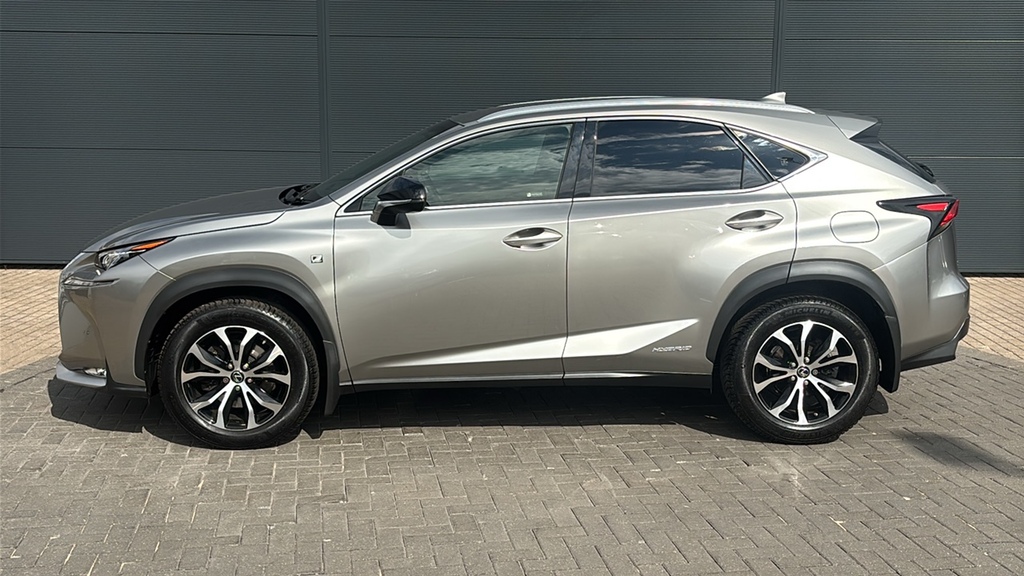 Lexus NX 300H 2.5 F-sport Cvt White #12