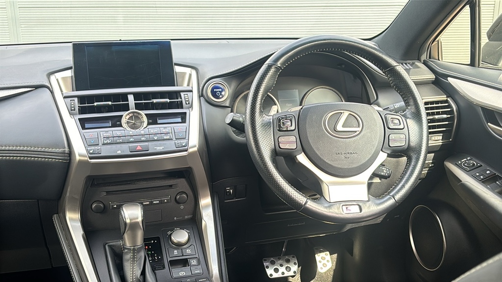 Lexus NX 300H 2.5 F-sport Cvt White #15