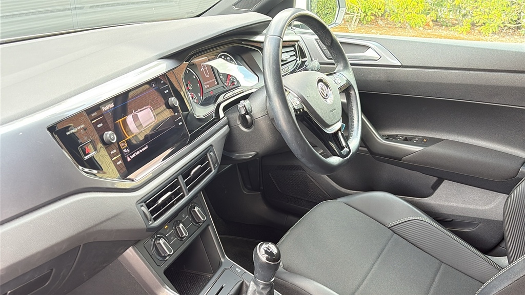 Volkswagen Polo 1.0 Tsi 95 Match 0 Ps White #2