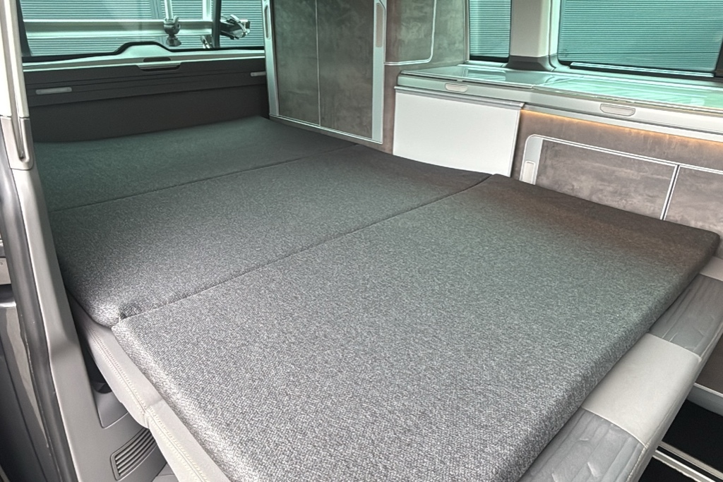 Volkswagen California Mpv Grey #25