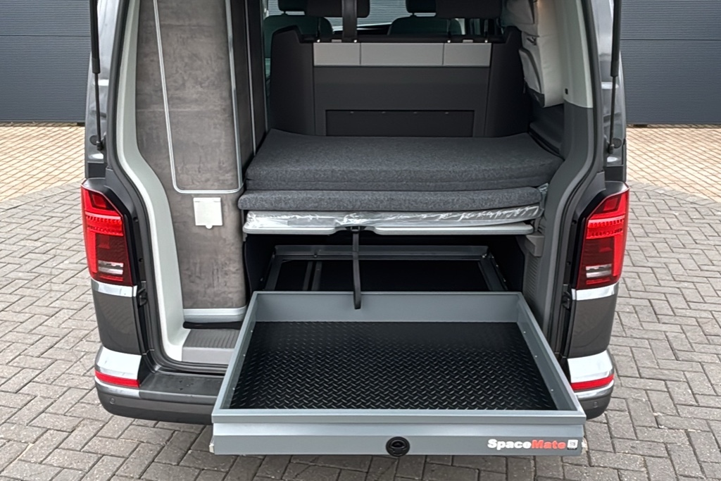 Volkswagen California Mpv Grey #10
