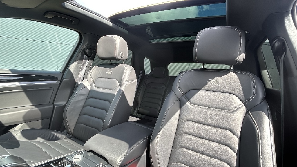 Volkswagen Touareg Tsi Ehybrid 4Motion Tip Elegance Black #10