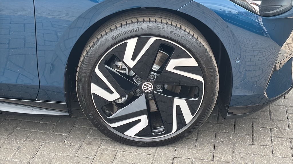 Volkswagen ID.7 250Kw 4Motion Gtx Plus 86Kwh 340 Ps Black #5