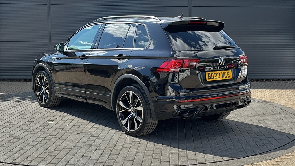 Volkswagen Tiguan 2.0 Tdi 200 4Motion R-line Dsg 200 Ps Black #3