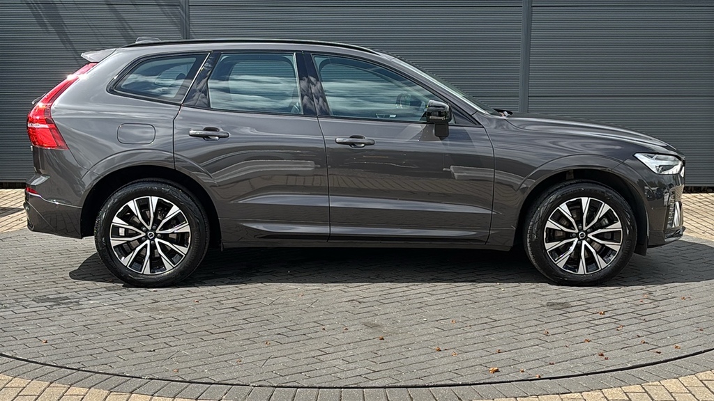Volvo XC60 2.0 B4d Plus Dark Awd Geartronic 197 Ps Grey #4