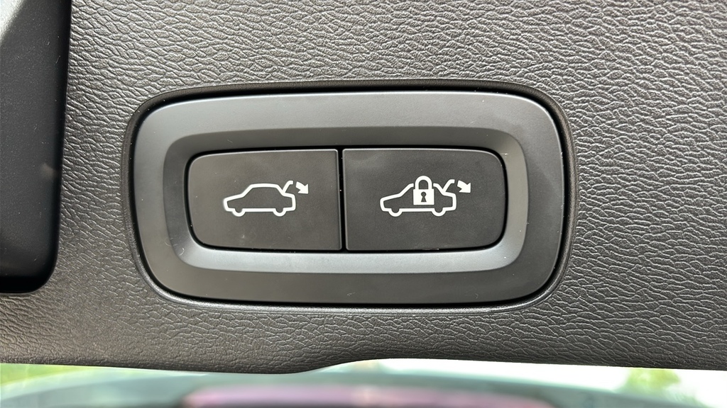 Volvo XC60 2.0 T8 455 Recharge Phev R Design Pro Awd Black #17