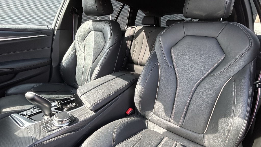 BMW 5 Series 520D M Sport Touring Grey #9