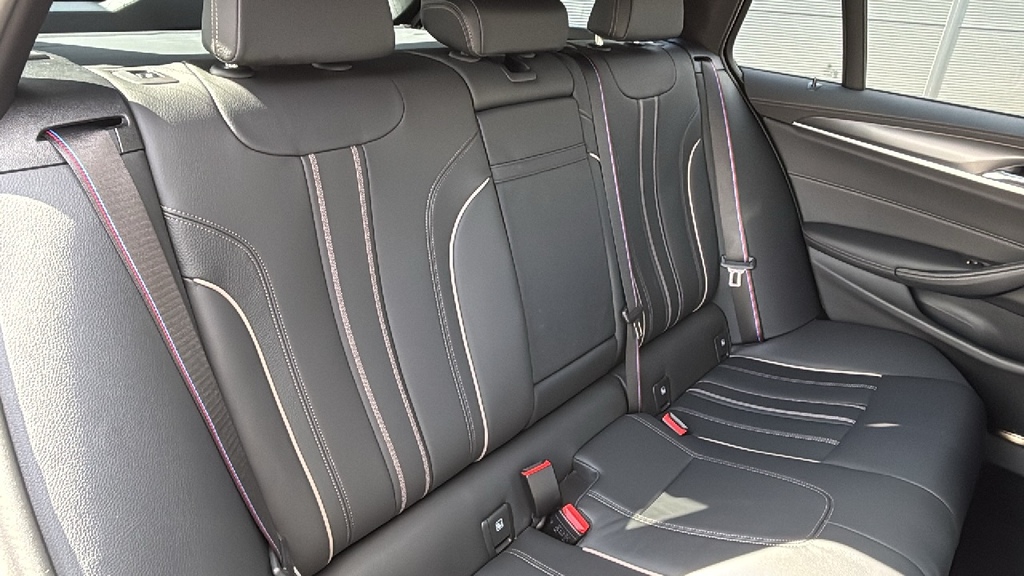 BMW 5 Series 520D M Sport Touring Grey #13