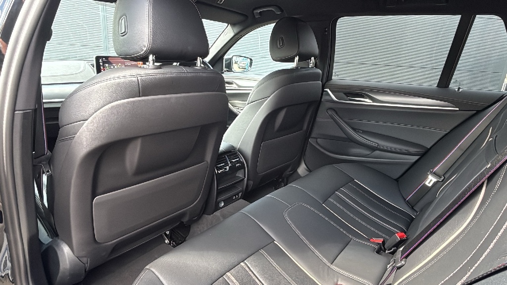 BMW 5 Series 520D M Sport Touring Grey #12
