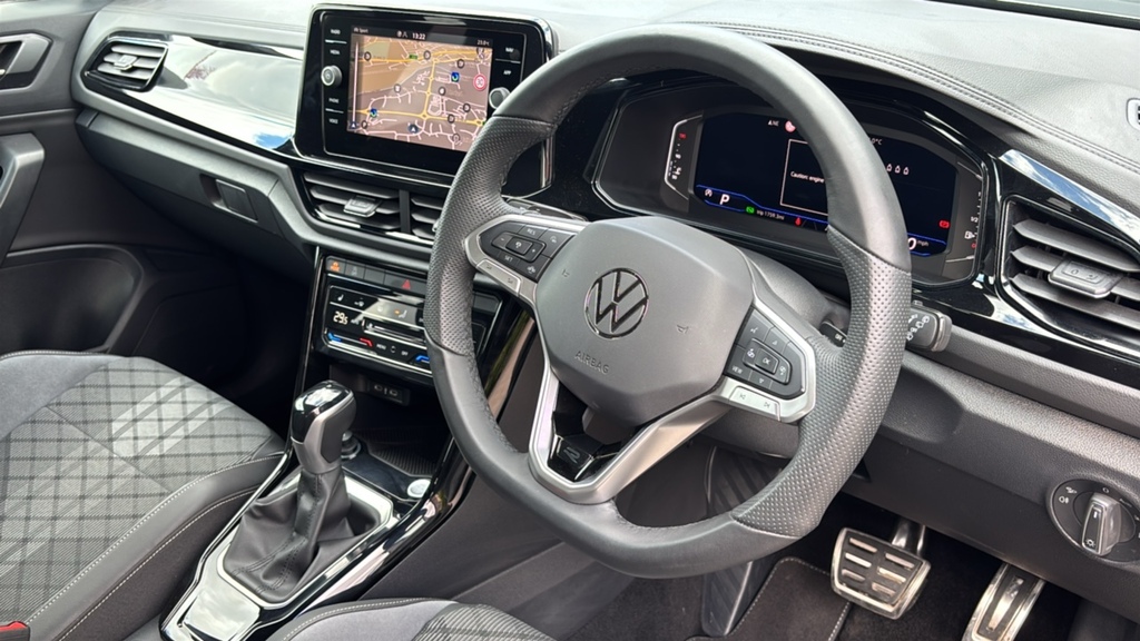 Volkswagen T-Roc 1.5 Tsi Black Edition Plus Dsg 150 Ps Grey #6