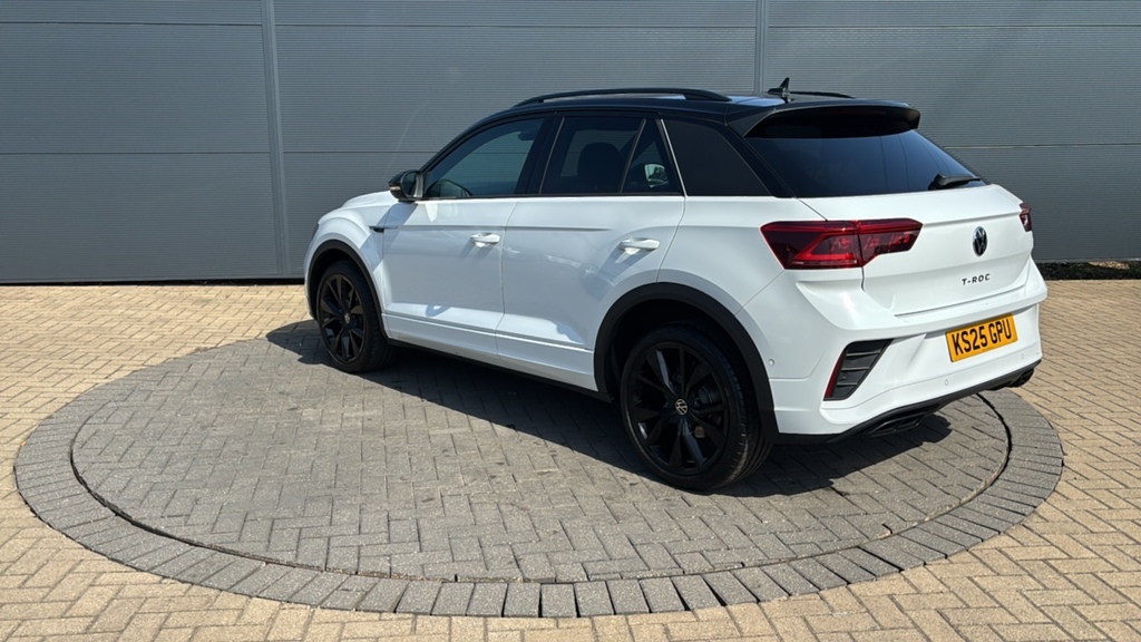 Volkswagen T-Roc 1.5 Tsi Black Edition Dsg 150 Ps Black #3