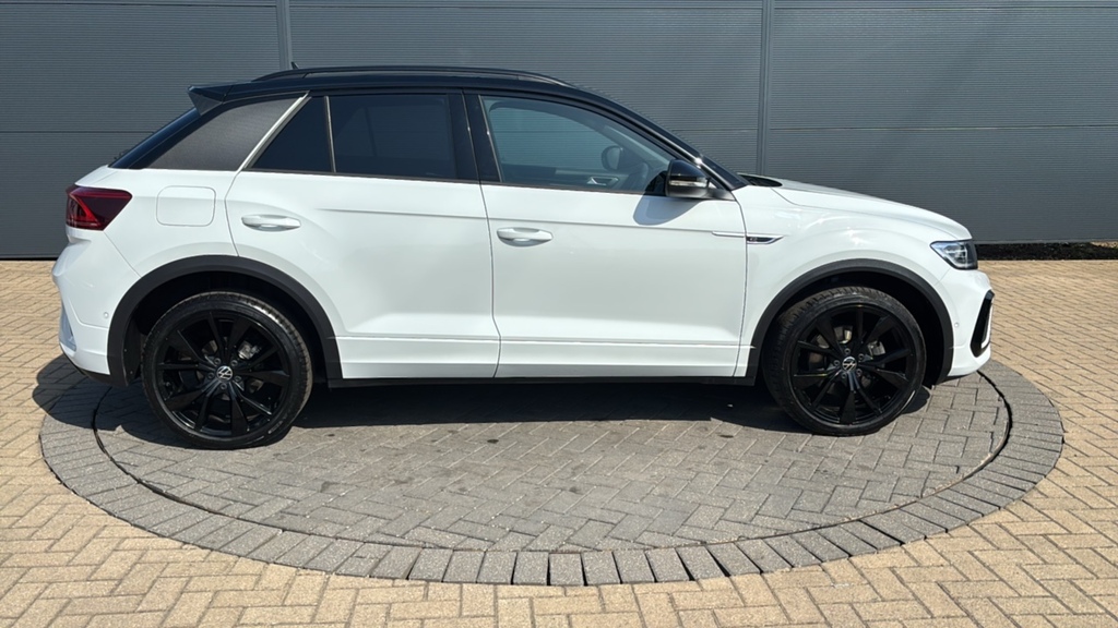 Volkswagen T-Roc 1.5 Tsi Black Edition Dsg 150 Ps Black #4