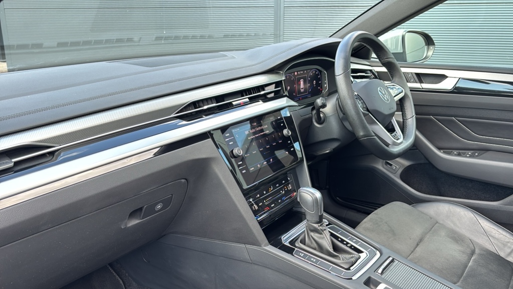 Volkswagen Arteon 2.0 Tdi 200 R-line Dsg 200 Ps Grey #2
