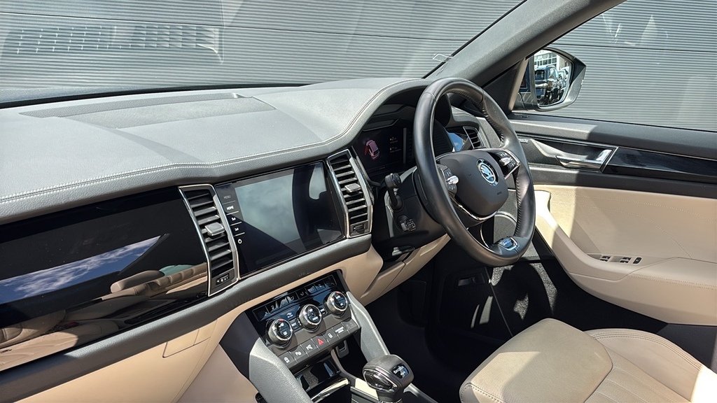 Skoda Kodiaq 2.0 Tdi 200 Laurin Klement 4X4 Dsg 7 Seat Blue #2