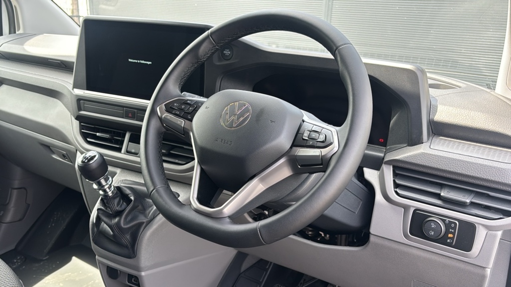 Volkswagen Transporter 2.0 Tdi 110 Commerce Pro Van 110 Ps White #6