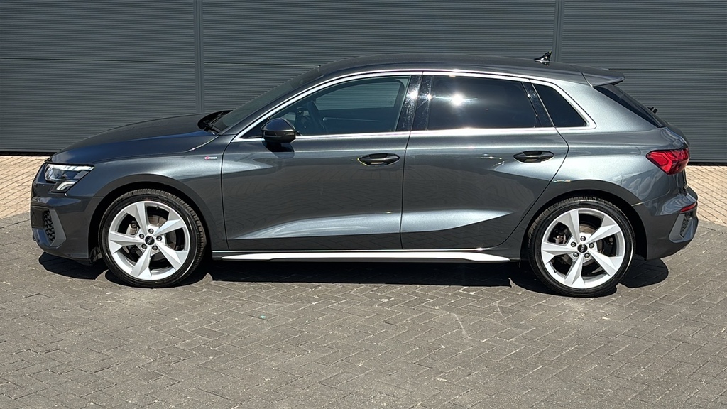 Audi A3 35 Tdi S Line S Tronic 150 Ps Grey #4