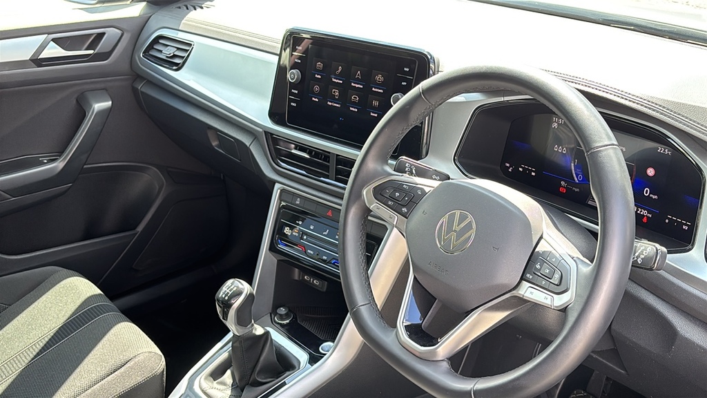 Volkswagen T-Roc 1.5 Tsi Match 150 Ps Silver #6