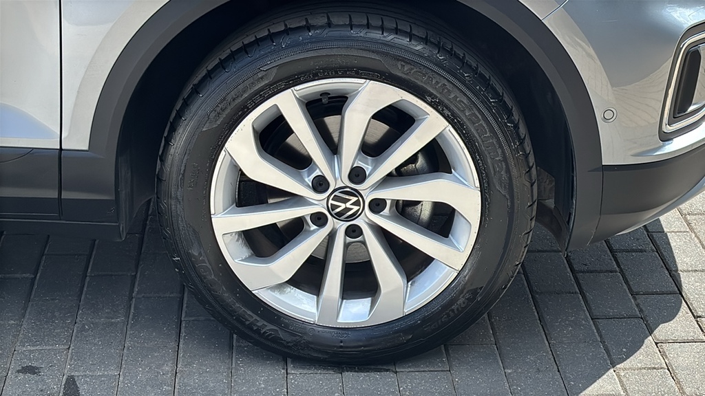 Volkswagen T-Roc 1.5 Tsi Match 150 Ps Silver #5