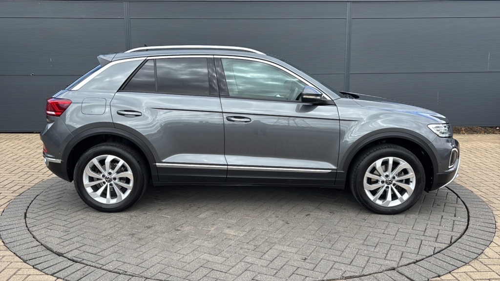 Volkswagen T-Roc 1.5 Tsi Style 150 Ps Grey #4