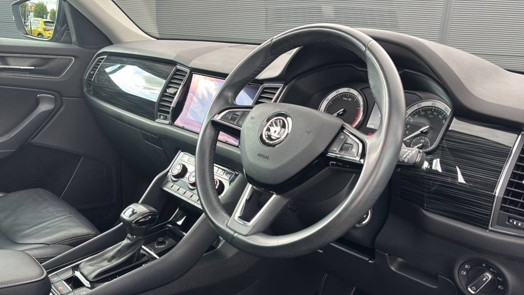 Skoda Kodiaq 1.5 Tsi Edition Dsg 7 Seat 150 Ps Grey #5