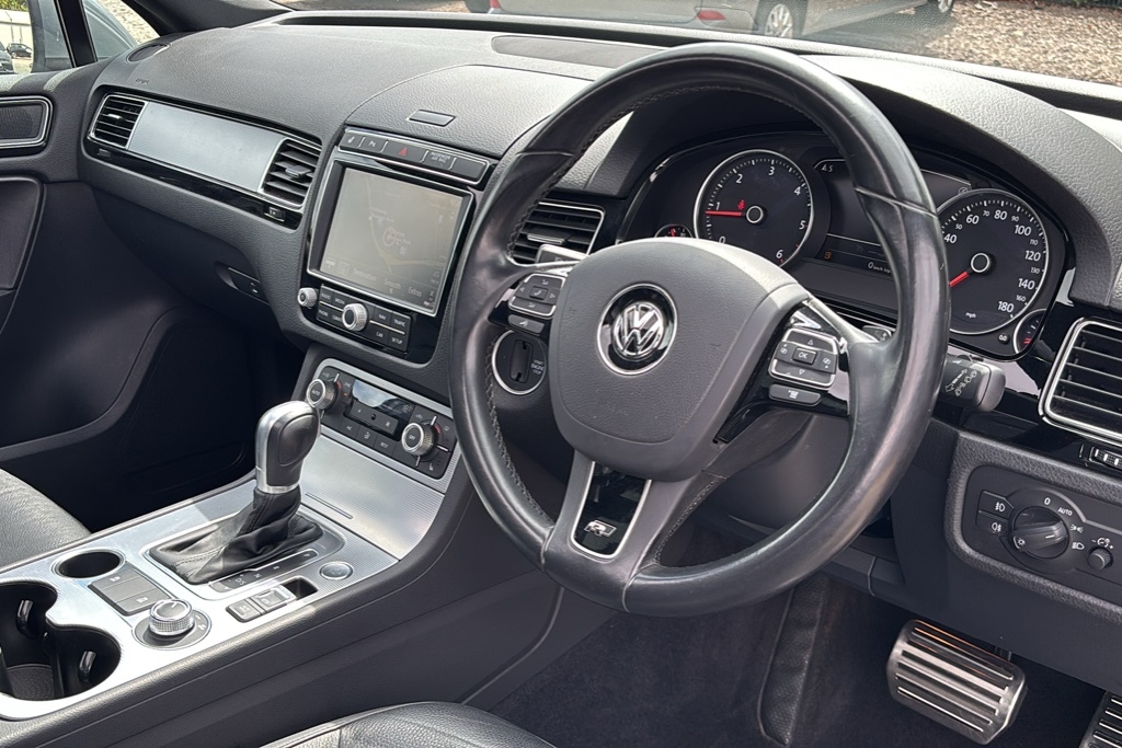 Volkswagen Touareg 3.0 V6 Tdi Bluemotion Tech 262 R-line Tip Grey #6