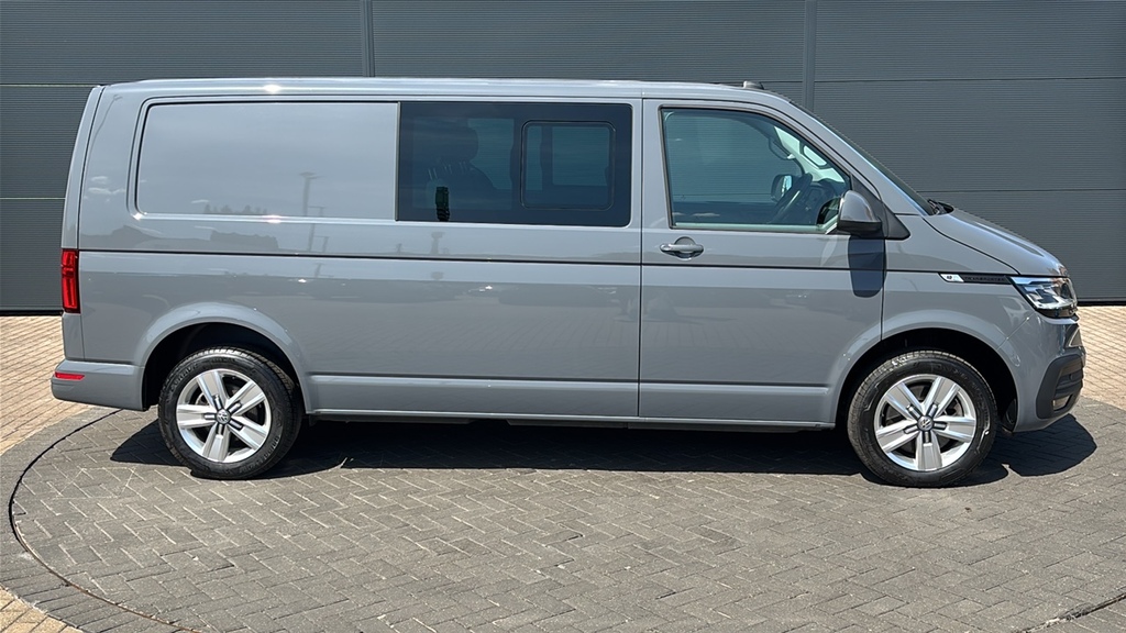 Volkswagen Transporter 2.0 Bitdi 204 Highline Kombi Van Dsg 204 Ps Grey #4