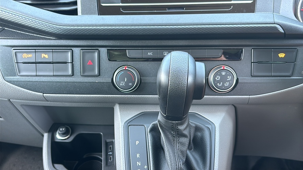 Volkswagen Transporter T32 Swb 2.0 Bitdi 204 Highline Dsg Grey #24